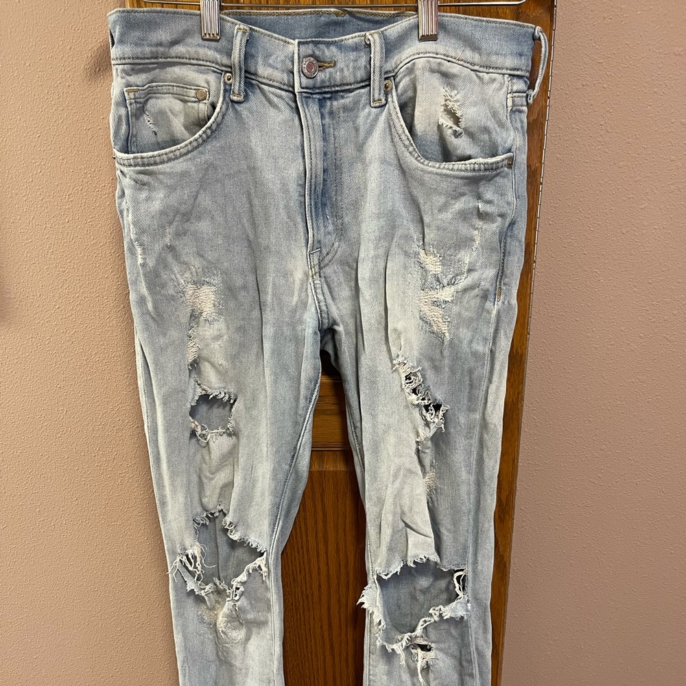 Men’s blue jeans